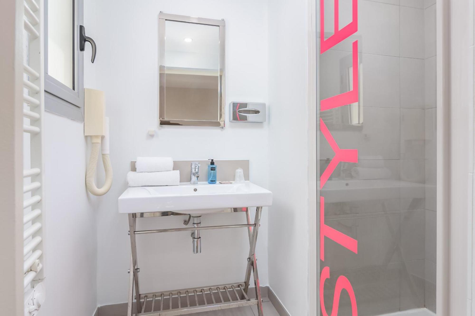 Urban Riviera Juan Les Pins - Queen Room Extérieur photo